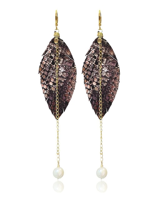 Set de aretes de pluma Vangania con acabado Baño de Oro Perla