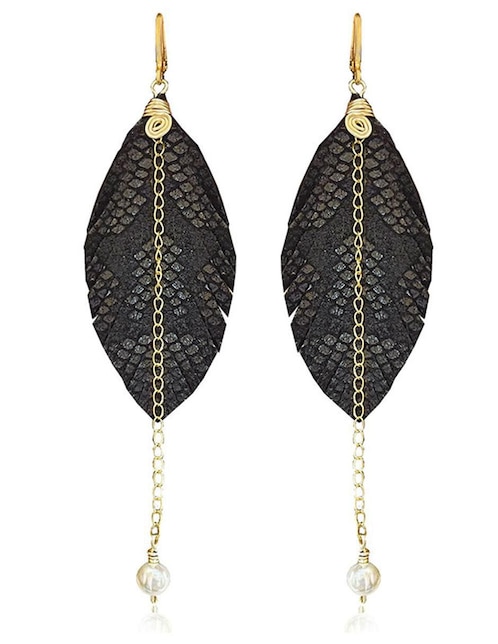 Set de aretes de pluma Vanganiad con acabado Baño de Oro Perla