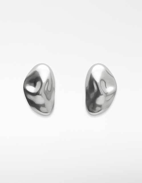 Aretes largos con acabado brillante 1