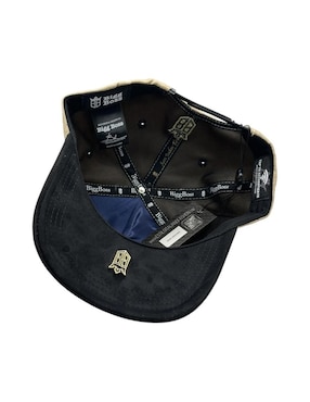 Gorra visera curva snapback casual Big Boss San Judas beige placa para hombre