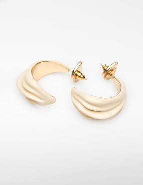Aretes cortos de media luna Adolfo Dominguez