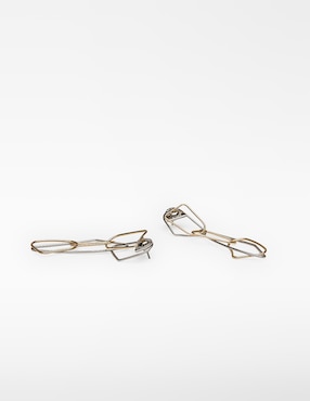 Aretes largos Adolfo Dominguez