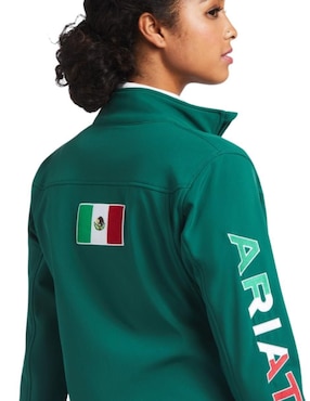 Chamarra rompevientos Ariat impermeable para mujer