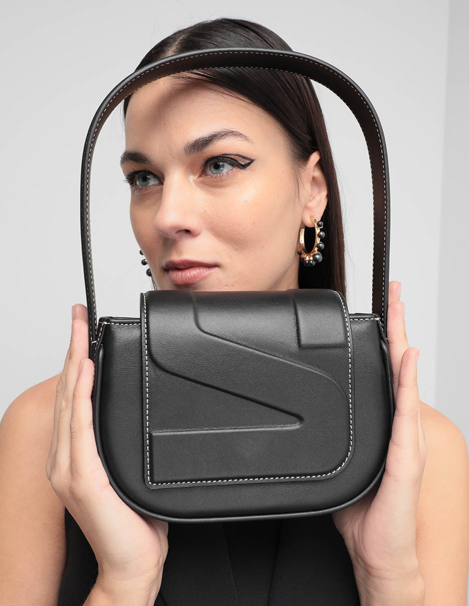 Bolsa flap Koko de piel para mujer 5