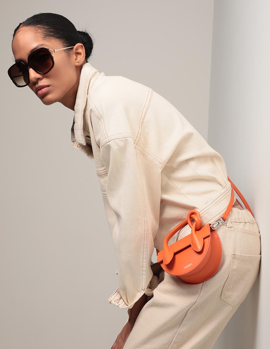 Bolsa frame Pretzel para mujer 5
