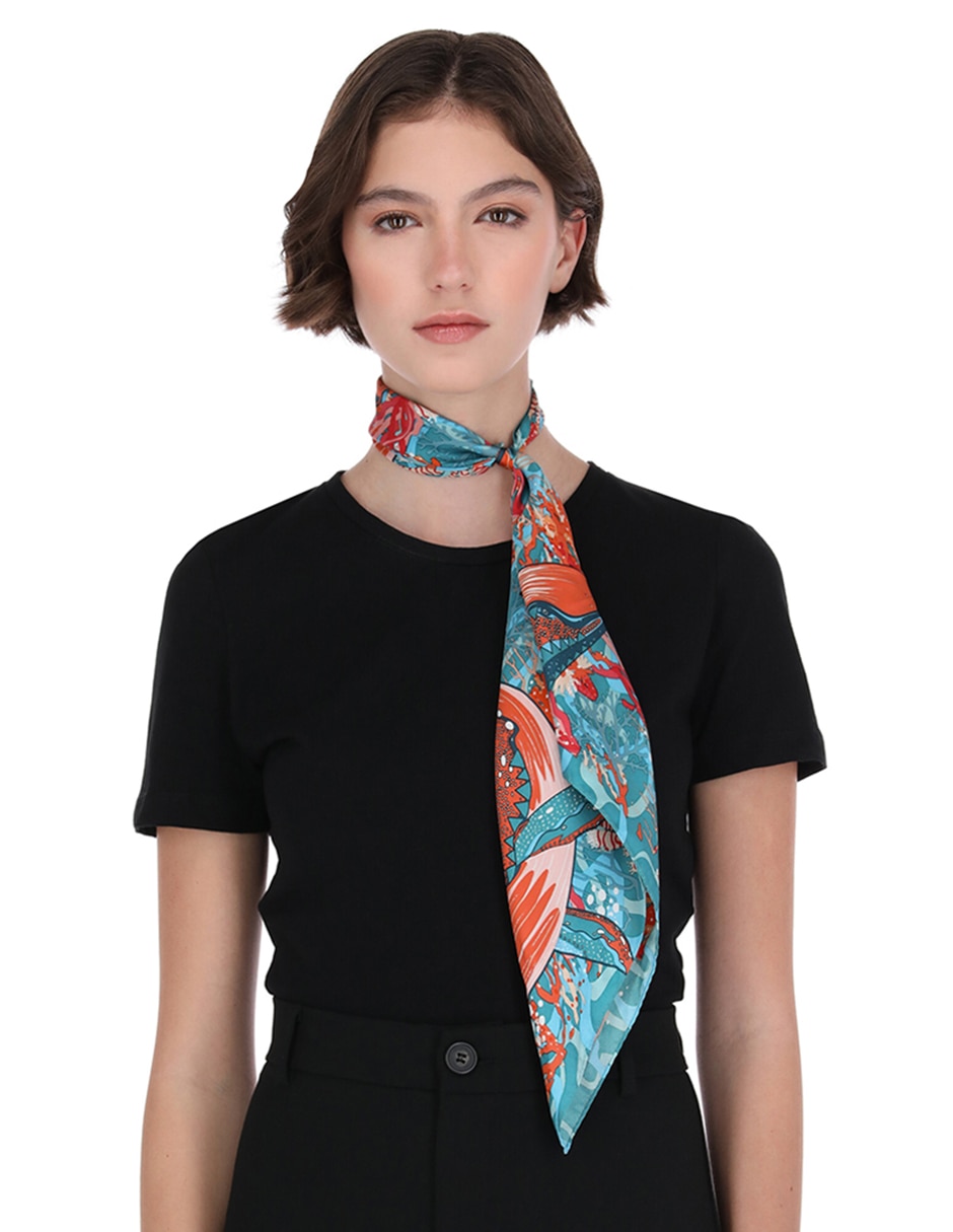 Mascada con estampado gráfico