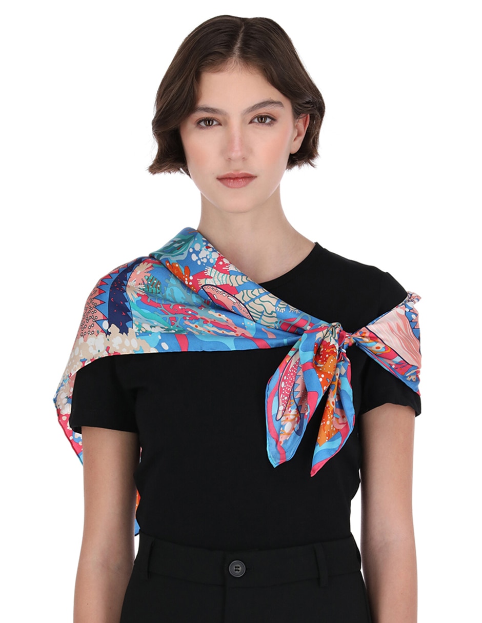 Mascada con estampado gráfico