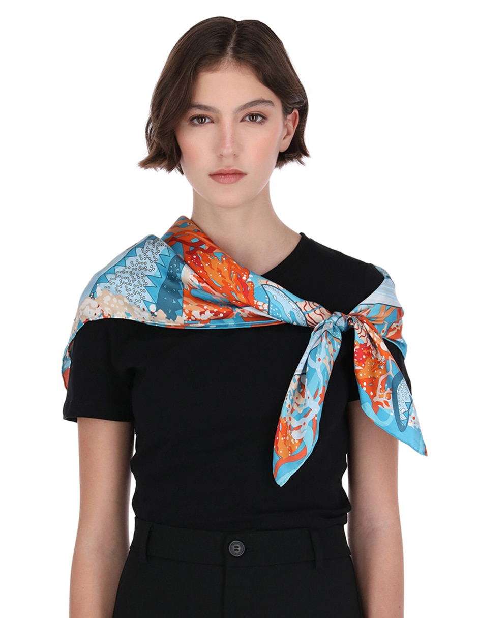 Mascada con estampado gráfico