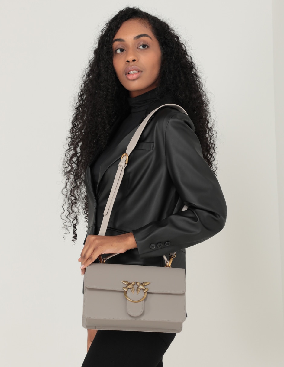 Bolsa bandolera Love One de piel para mujer 5
