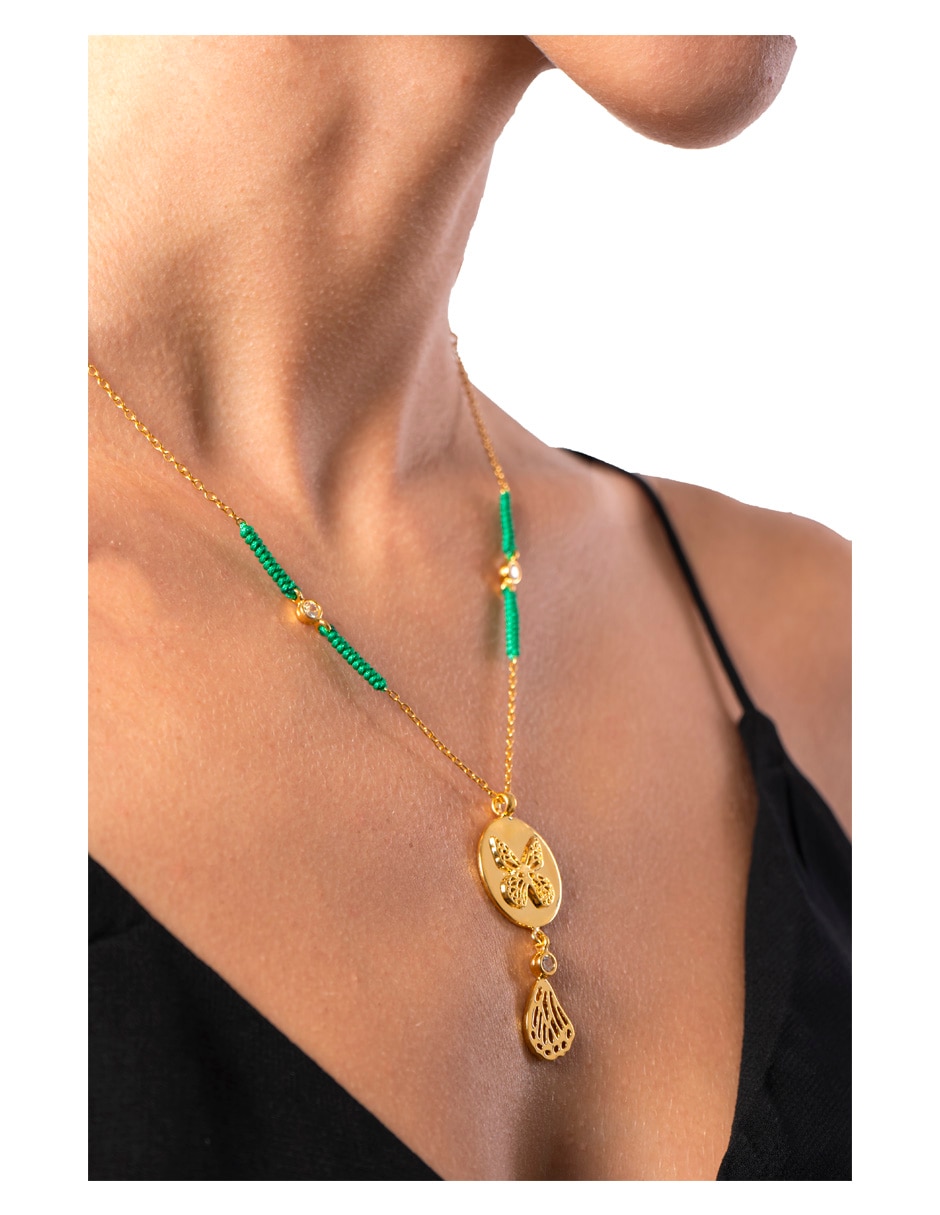 Collar de mariposa 2