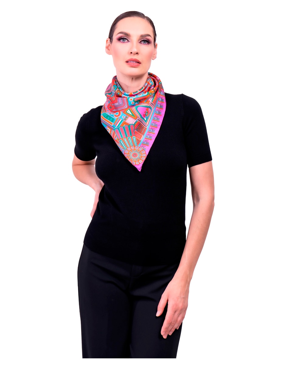Mascada con estampado gráfico