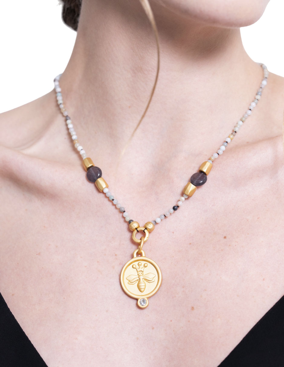 Collar Abeja de baño de oro 24 K 5