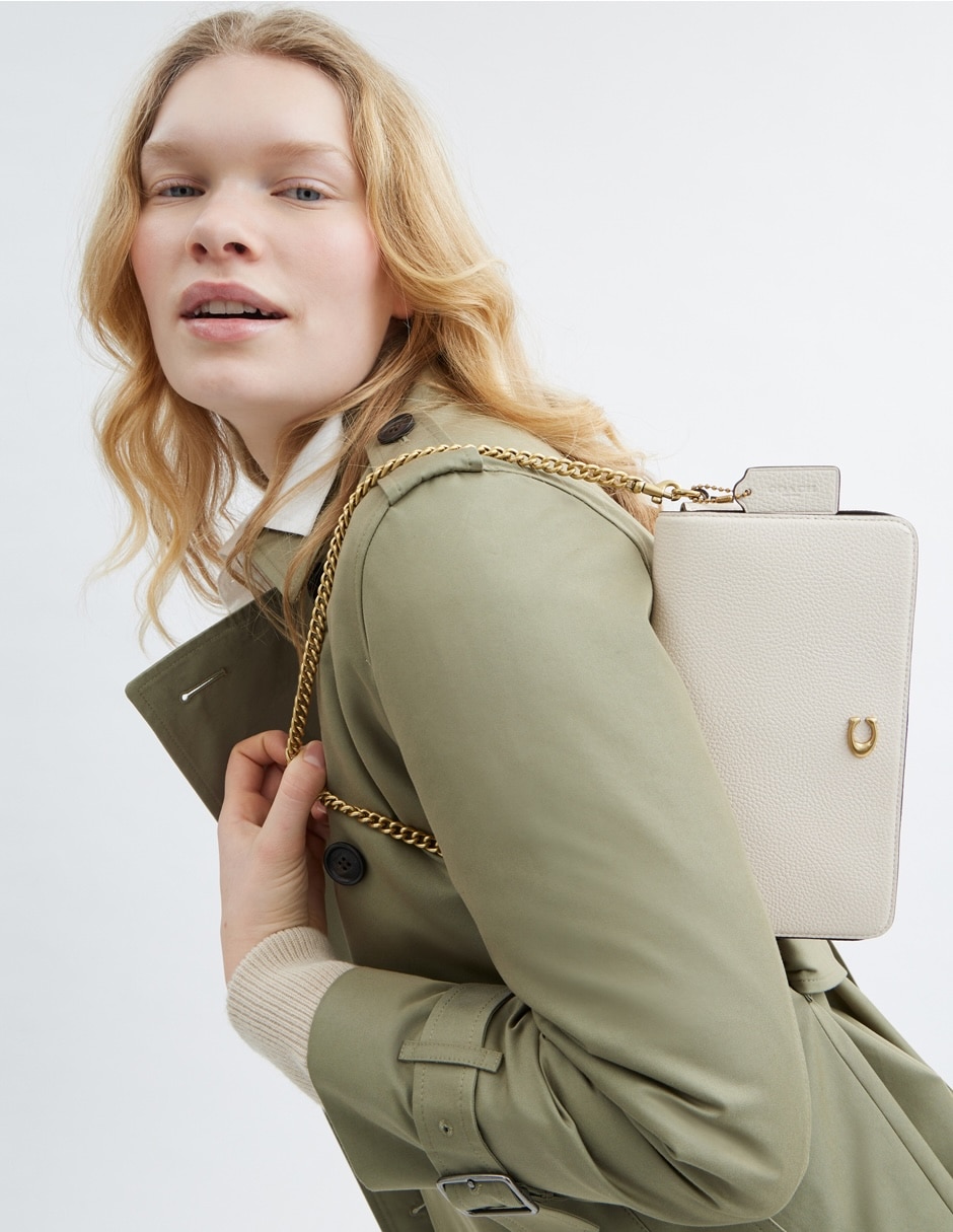 Bolsa crossbody Polished Pebble Leather de piel para mujer 2