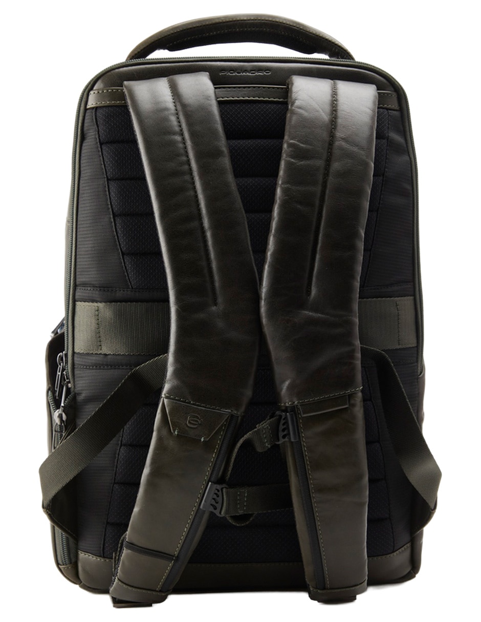 Mochila con portalaptop para hombre 3