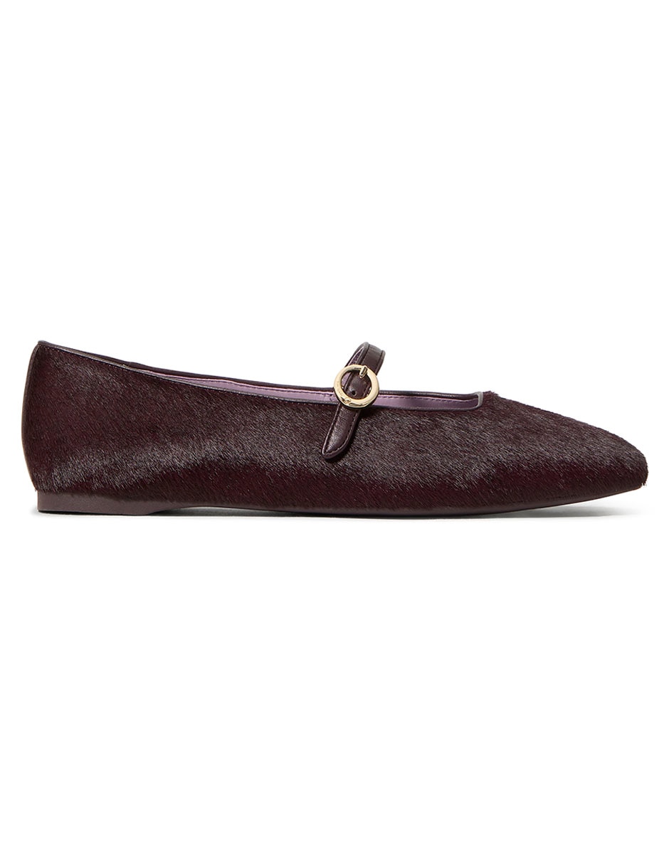Zapato de piel para mujer
