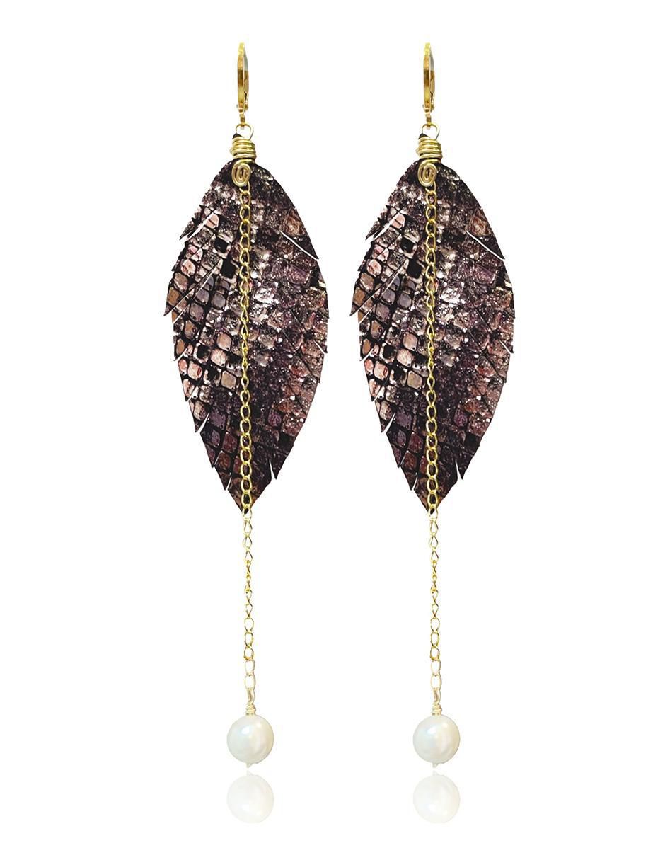 Set de aretes de pluma con acabado Baño de Oro Perla