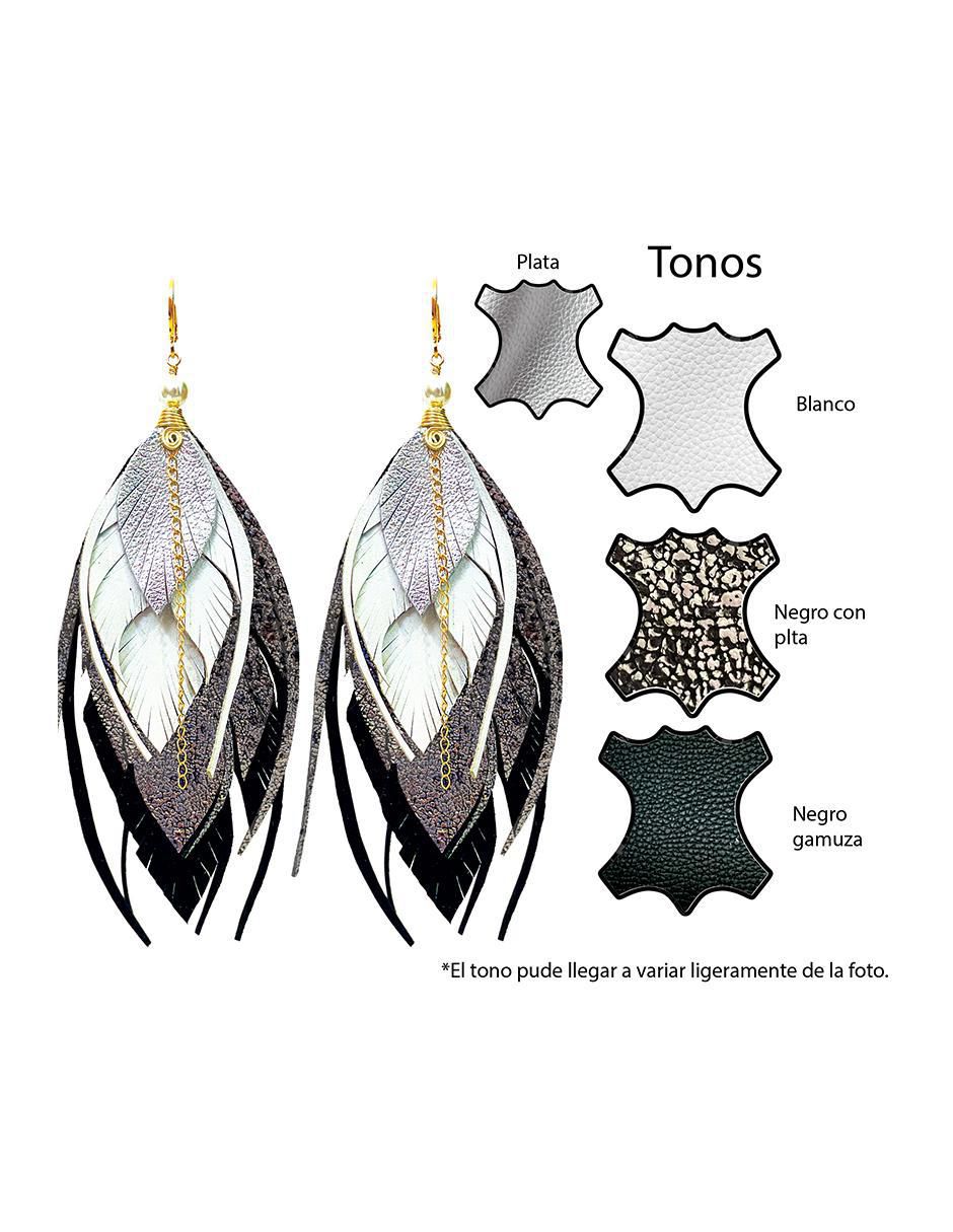 Set de aretes de pluma con acabado Baño de Oro 5