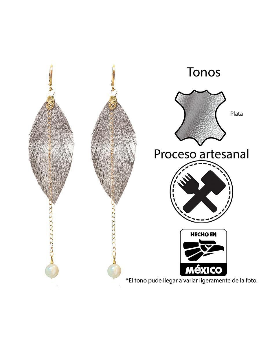 Set de aretes de pluma con acabado Baño de Oro Perla 2