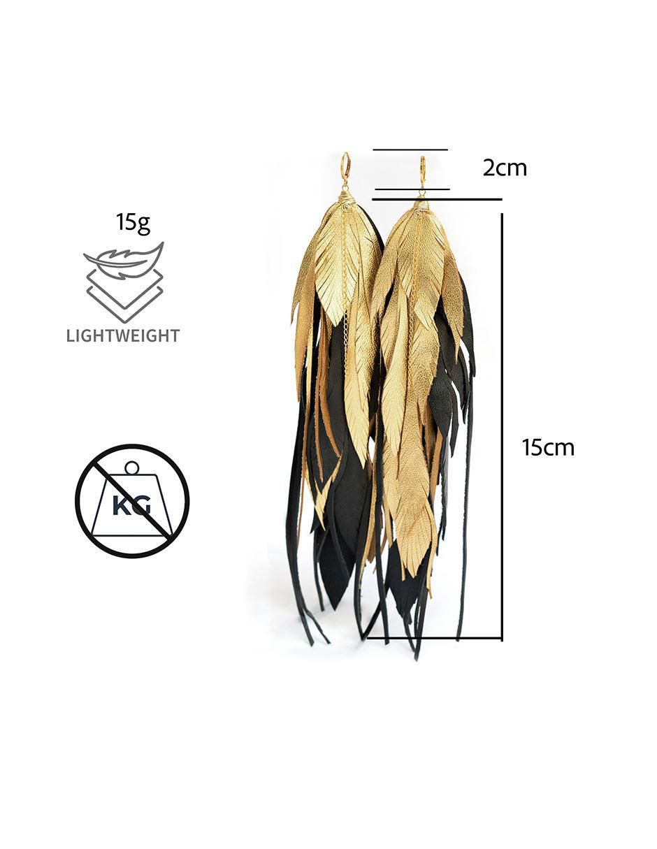 Aretes largos de pluma de piel con acabado baño de oro 18k 6