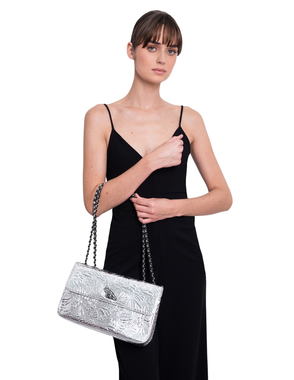 Bolsa crossbody grabado mariposa de piel para mujer 12