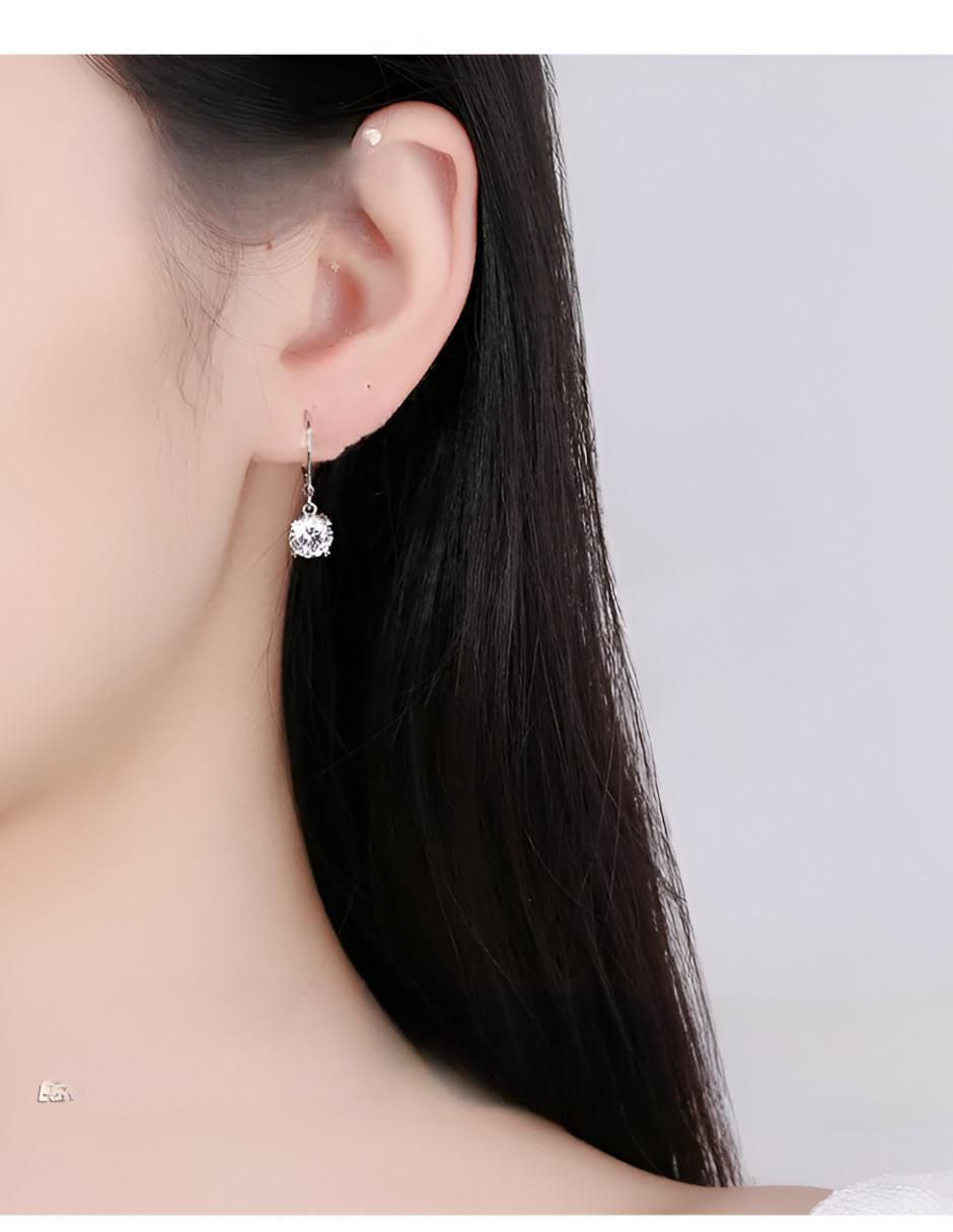Aretes cortos cuadrados con acabado pulido circonita 3