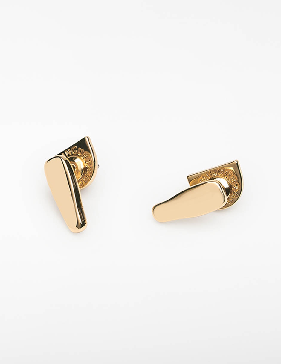 Aretes cortos de barra con acabado brillante 2
