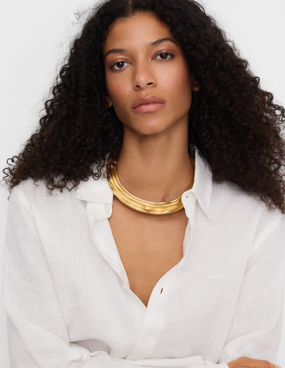 Collar 4