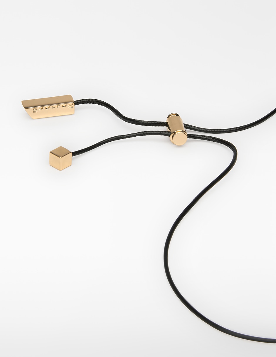 Collar 3