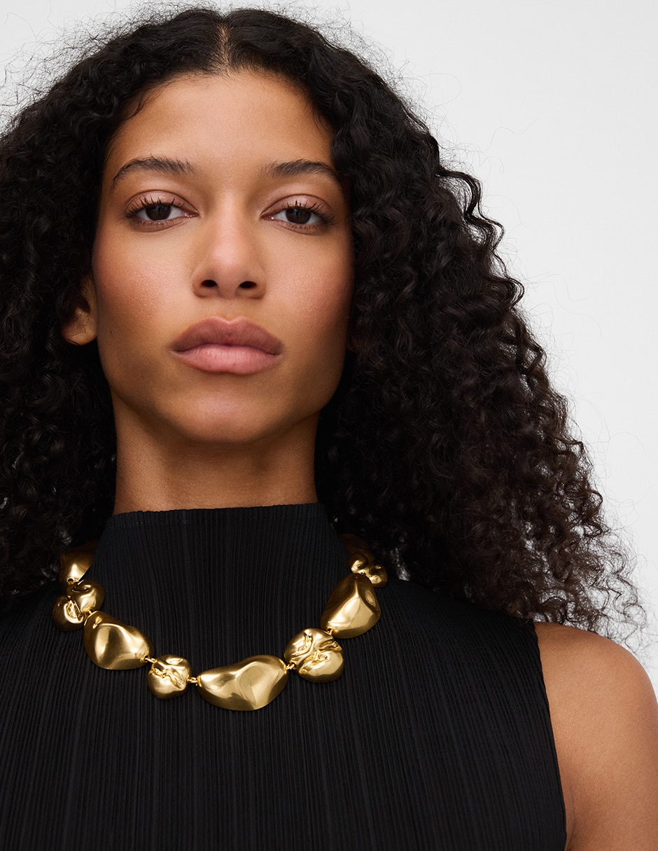 Collar 5