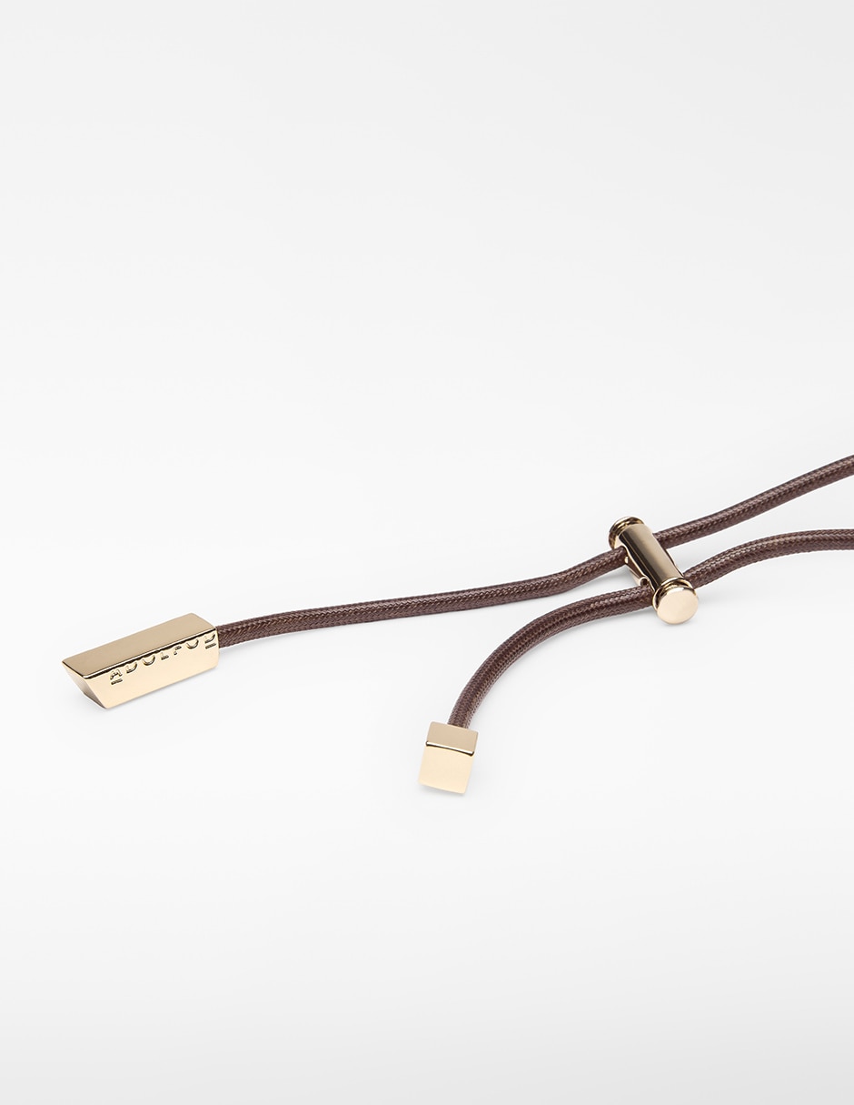 Collar 4